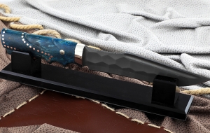 Коллекционный нож Носорог сталь булат полный камень рукоять карельская береза синяя резная Коллекционный нож Носорог сталь булат полный камень рукоять карельская береза синяя резная