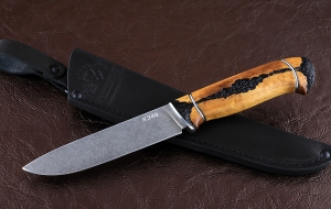 Нож Пантера сталь К340, рукоять карельская береза резная янтарь Нож Пантера сталь К340, рукоять карельская береза резная янтарь