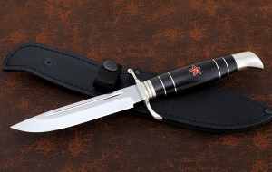 Нож финка НКВД, сталь Х12МФ (полированная), рукоять черный граб с красной звездой, мельхиор Нож финка НКВД, сталь Х12МФ (полированная), рукоять черный граб с красной звездой, мельхиор