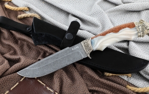 Нож Алтай сталь К340 рукоять карельская береза акрил, мельхиор Нож Алтай сталь К340 рукоять карельская береза акрил, мельхиор