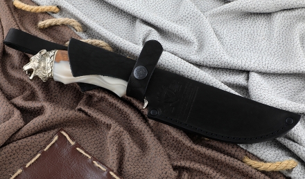 Нож Алтай сталь К340 рукоять карельская береза акрил, мельхиор Нож Алтай сталь К340 рукоять карельская береза акрил, мельхиор