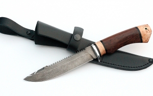 Нож Рыболов-4 сталь ХВ-5, рукоять венге-карельская береза Нож Рыболов-4 сталь ХВ-5, рукоять венге-карельская береза