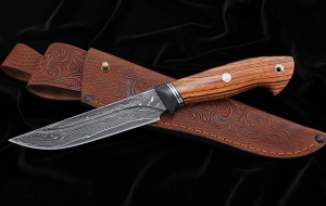 Нож Ирбис дамаск ламинированный с долом железное дерево Нож Ирбис дамаск ламинированный с долом железное дерево
