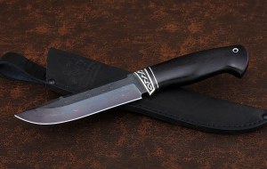 Нож Барракуда сталь дамаск торцевой с воронением рукоять черный граб, мельхиор Нож Барракуда сталь дамаск торцевой с воронением рукоять черный граб, мельхиор