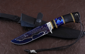 Нож Алтай дамаск ламинированный с воронением, рукоять черный граб акрил, мельхиор Нож Алтай дамаск ламинированный с воронением, рукоять черный граб акрил, мельхиор