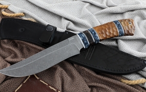 Нож Катран сталь К340, рукоять карельская береза янтарь акрил синий Нож Катран сталь К340, рукоять карельская береза янтарь акрил синий