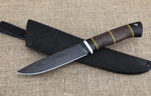 Нож Ягуар сталь дамаск ламинированный с воронением, рукоять черный граб и венге Нож Ягуар сталь дамаск ламинированный с воронением, рукоять черный граб и венге