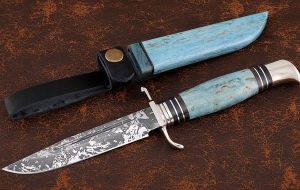 Реплика Финки нескладная НКВД D2 мельхиор рукоять и ножны карельская береза синяя Реплика Финки нескладная НКВД D2 мельхиор рукоять и ножны карельская береза синяя