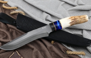 Нож Волк сталь булат рукоять черный граб рог лося акрил Нож Волк сталь булат рукоять черный граб рог лося акрил